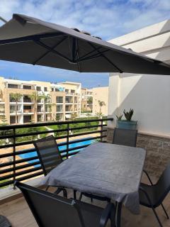 Appart familial avec terrasse et piscine, et à 2 pas de la plage - 8