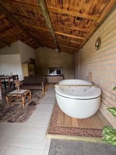 Chalé Quiosque Família tucano - 4