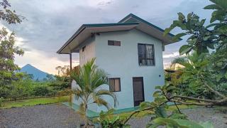 Arenal Nephelium Country Home, Refugio rural con piscina, jacuzzi y balcón con hermosas vistas al Volcán Arenal, en una finca privada - Fortuna - 8