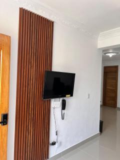 Luxury Royalty-1 - 7