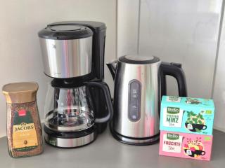 Bright & Quiet Studio - 4