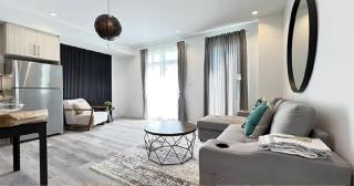 Bentley Commons Fallsview - Luxury 4 Bedroom 4 Bath Townhouse - 7