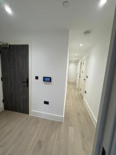 Boleyn Apartment in London - 1