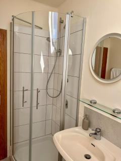 Kleine Oase im Grünen! - 1