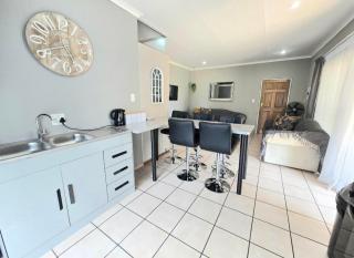 Zhantique Guest House 2- Unit 6 - 7