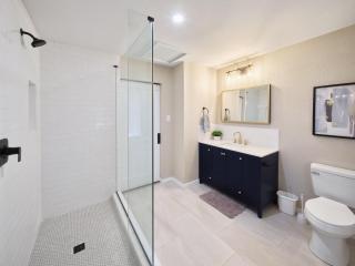 Blue Tides Getaway - Private Pool & Fire Pit - 9