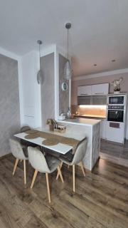 Moderní apartmán v blízkosti centra města,WiFi,Netflix - 8