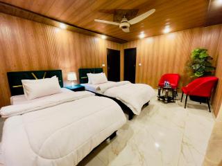 Hotel Five Rivers - 2 Min Drive from Lahore Airport - Airport Road - 4