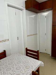 Kitnet pé na areia praia Tupi - 4