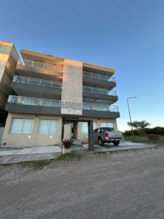 Semipiso de Categoria con Vista al Mar - 1