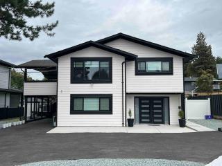 Ricky's Apartment - 7