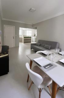 Excelente Apartamento a 20 Metros da Praia - 1