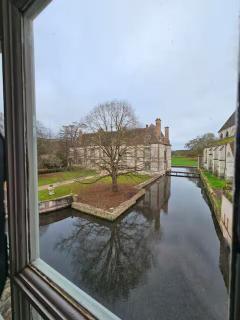 Château Studio with Chapel and Water Views - 3