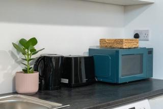 Lovely Studio Flat in Edgware HA8 - 1