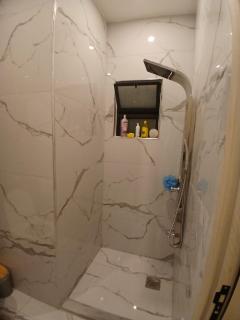 شقة "السعادة" بغرفتي نوم سوبر وسط عمان - 3