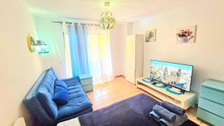 Modern Studio in Castle Harbour - 9