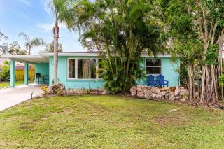 Lemon Bay Hideaway - 3