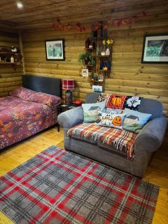 The Miners Log Cabin - 6