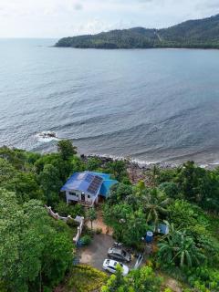 Soul Shine Beach House Cozy Studio with Wi-Fi - 0