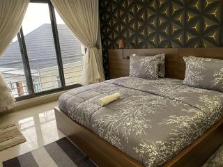 Jasmine's Luxury Escape in Banana Island - 7