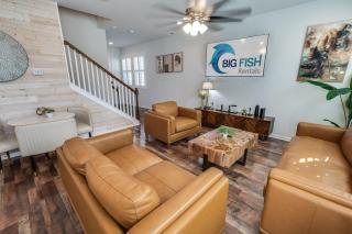 Spacious 3BR Home Close to Beach Centrally Located - 8