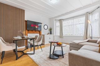 Cozy 2 Bed Flat, Wembley Stadium - 7