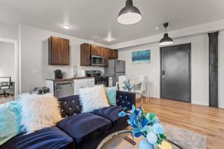 Classic 2BR Detroit's Sugar Hill - 1