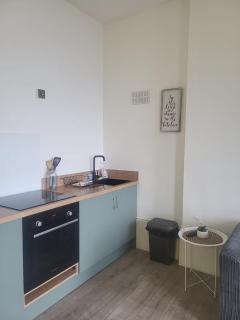 Peaceful 1-Bedroom Apartment in Central Herne Bay - 2