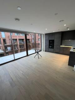 Greenstreet Apartment in London - 4