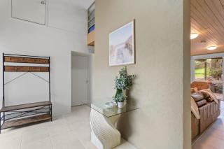 Private Access to Beach Oceanview with Home Gym - 7