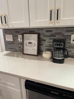 3 Bedroom near downtown Atlanta w Jacuzzi - 3