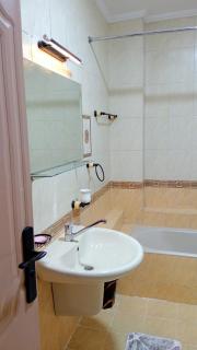 شقة مريحة مكيفه بالمهندسين باطلاله - 1