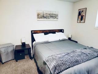 The Study, a Summer Retreat - 1