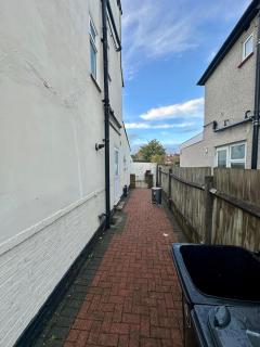 Popham Gardens House - 1