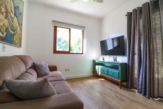 House with Beach Access - 2 min Walk - 4