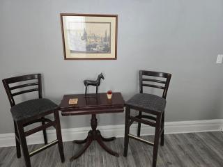 Perfect Pillow - Newark Airport - 2