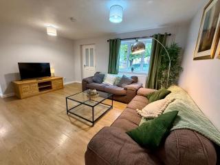 Squires House Long Stays Sleep 10 Free Parking - 2