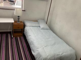 Tidy room in Nottingham - 8