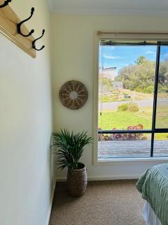 Your coastal retreat awaits at Birdies & Waves - 4