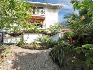 Casa Cumbia Apartments - 8