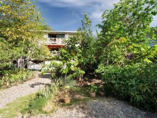 Casa Cumbia Apartments - 9