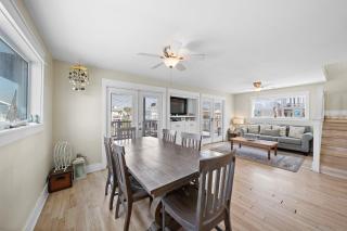 Discovery Bayhouse - Galveston - 1