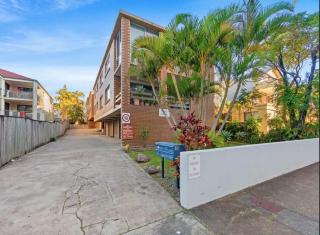 Seabreeze Stay at Southport - 8