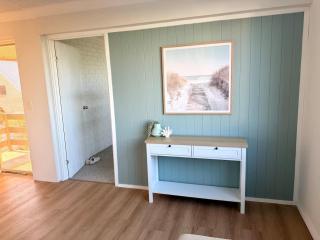 Seabreeze Stay at Southport - 4