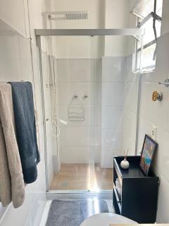 RioSouth Apartments - VISTA MAR FRONTAL charmoso e PRIVATIVO a 200 metros da Praia de Copacabana - 5