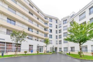 Quality Suites Valenciennes - 9