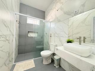 CASA ACONCHEGANTE e PERTINHO DA PRAIA - 7