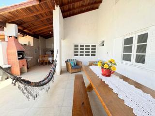 CASA ACONCHEGANTE e PERTINHO DA PRAIA - 2