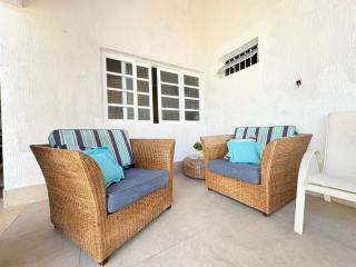 CASA ACONCHEGANTE e PERTINHO DA PRAIA - 5