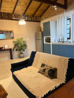 Apartamento com churrasqueira, ar condicionado e vista para o mar localização espetacular - 1